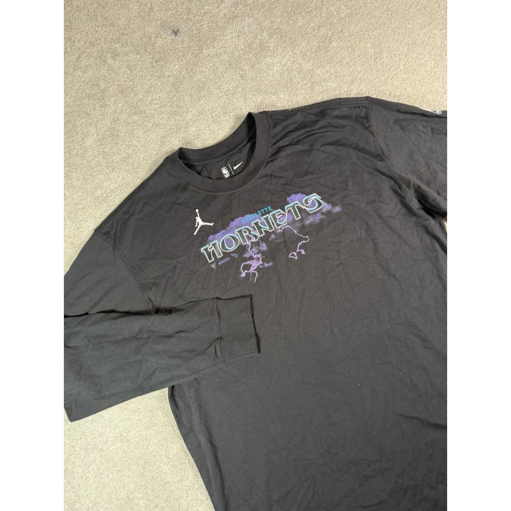 Charlotte Hornets Shirt Men L Black NBA Basketball Nike L/S Lightning Graphic